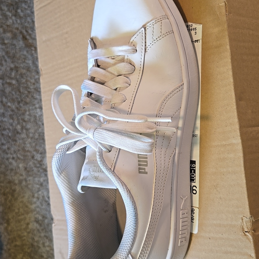 Puma White Leather Casual Sneakers